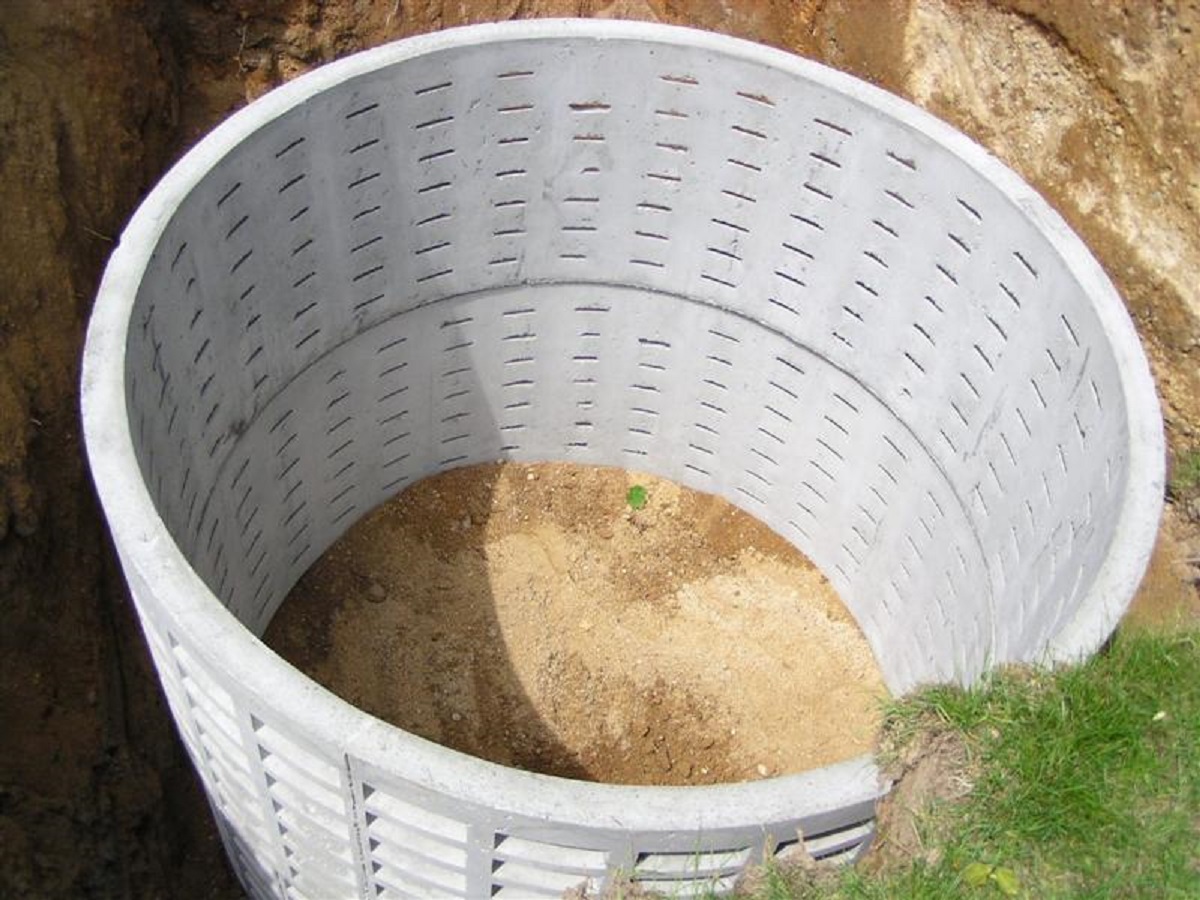 Как сооружается выгребная яма из бетонных колец: схемы + пошаговое руководство